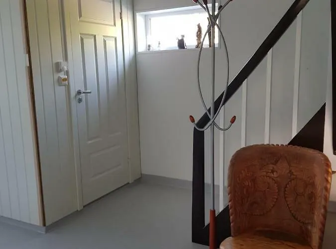 Séjour chez l'habitant Family In Modern House *